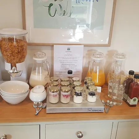 Bed & Breakfast At ,town Ends 4*