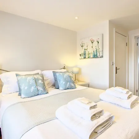 Bed and Breakfast At ,town Ends 4*